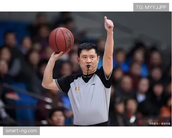 球卡篮筐属于什么情况？规则解析与判罚标准